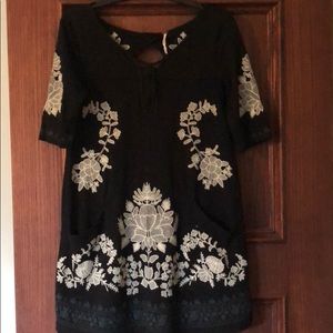 Free people black and white open back top